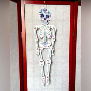 Halloween Wooden Hanging Wall Skeleton Decoration “Day of the Dead” Brand New!